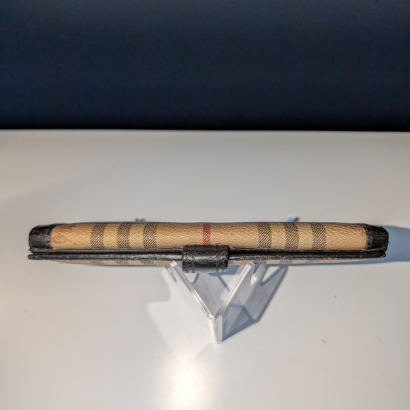 Burberry Haymarket Long Wallet - Picture 3 of 10